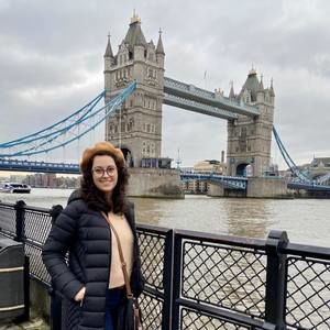 Meet your Posher, Danielle